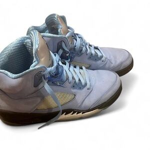 Jordan 5 Retro UNC Size 11 Light blue